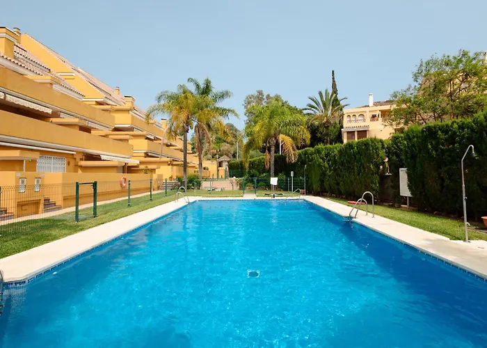 Apartment, Close To Beaches, Restaurants And Supermarkets, In Urb. Marbella Park Beach, Elviria